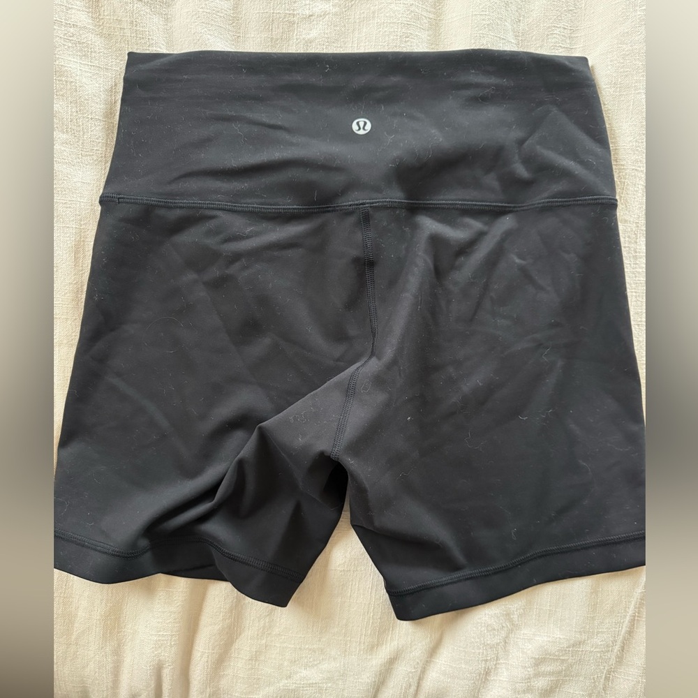 Lululemon wunder train shorts